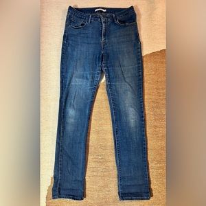 Levi’s Women’s mid-rise skinny jean (12)